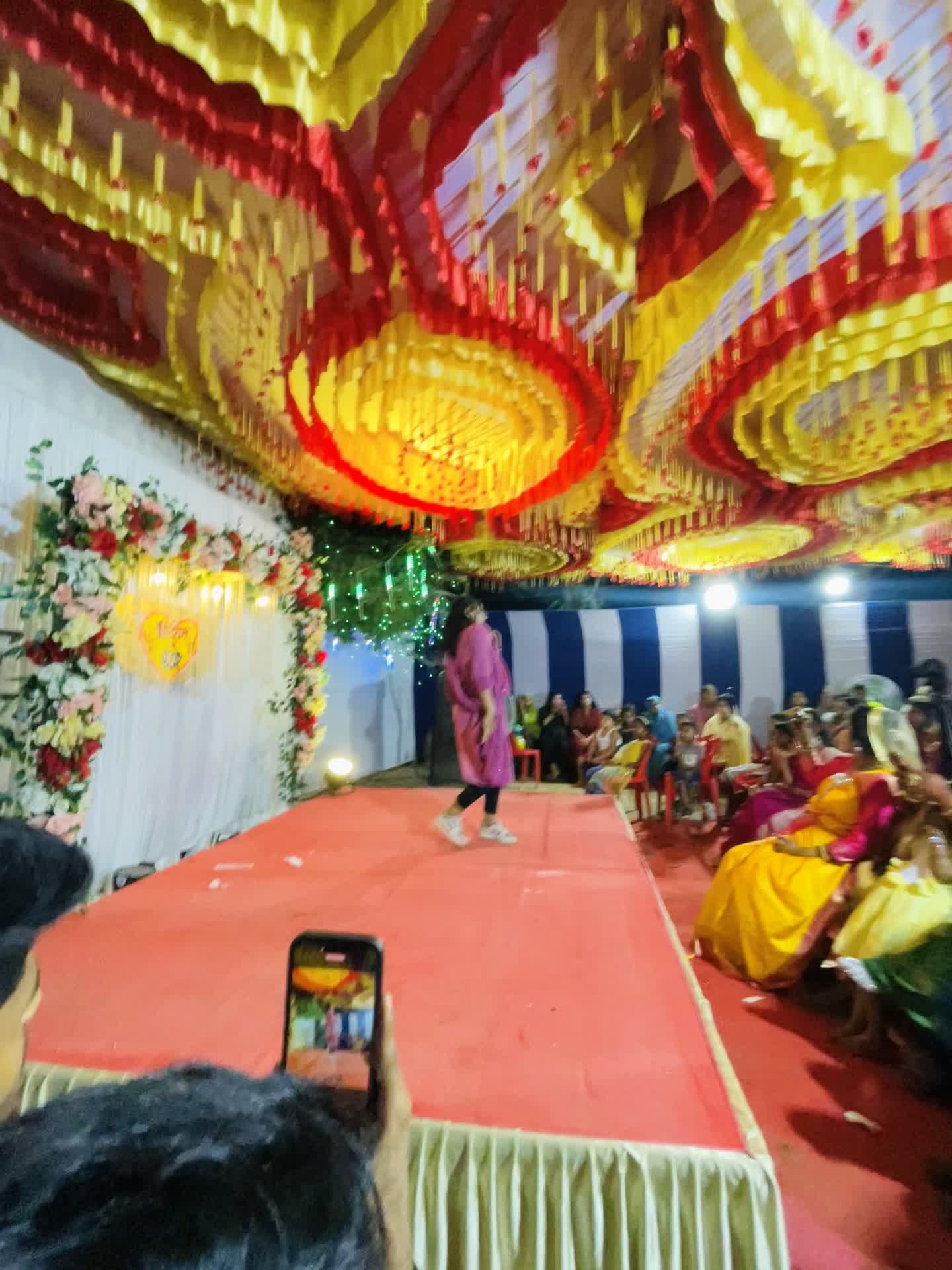 @NIRAZ Bruh !! 🚩