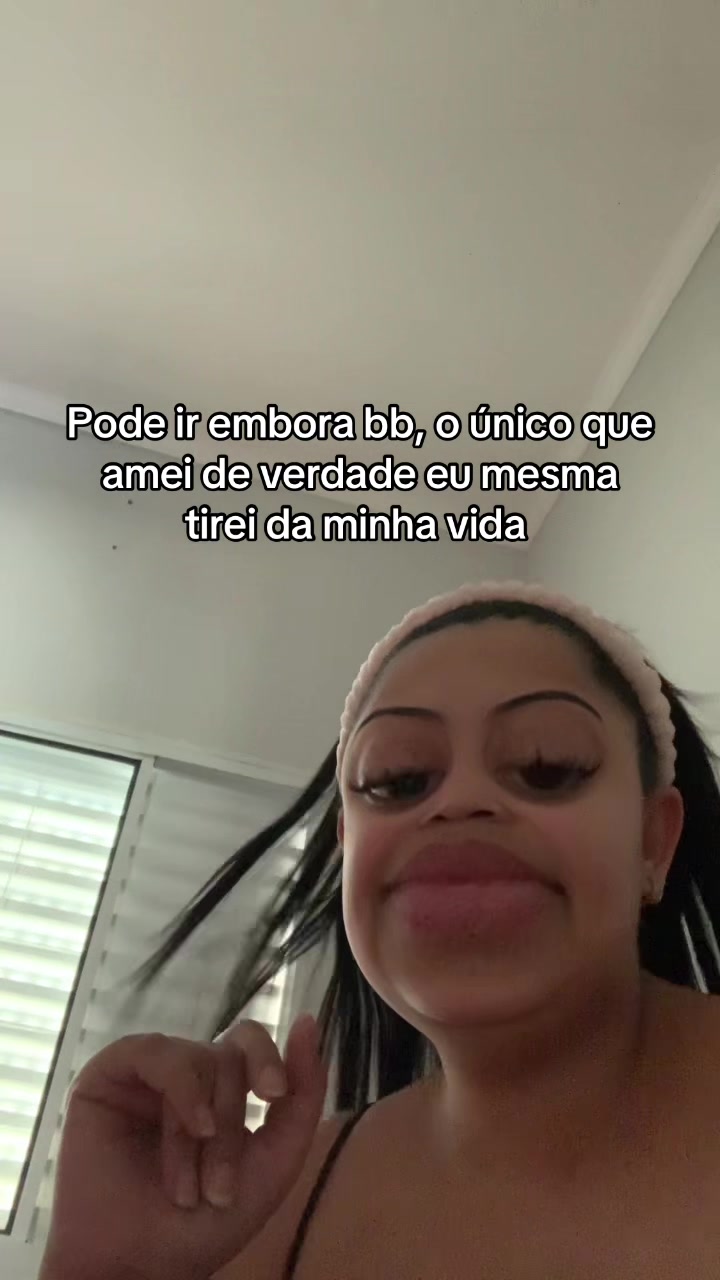 @Ana_julia