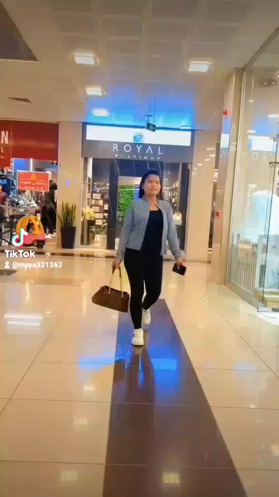 @minimaya