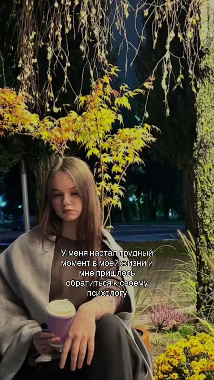 @__Anikawee_