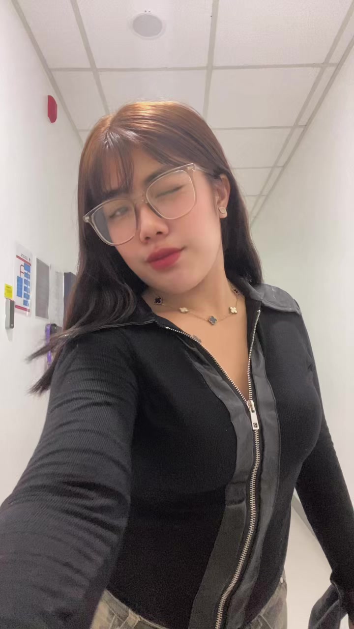@itsurwifeyy 🤍✨