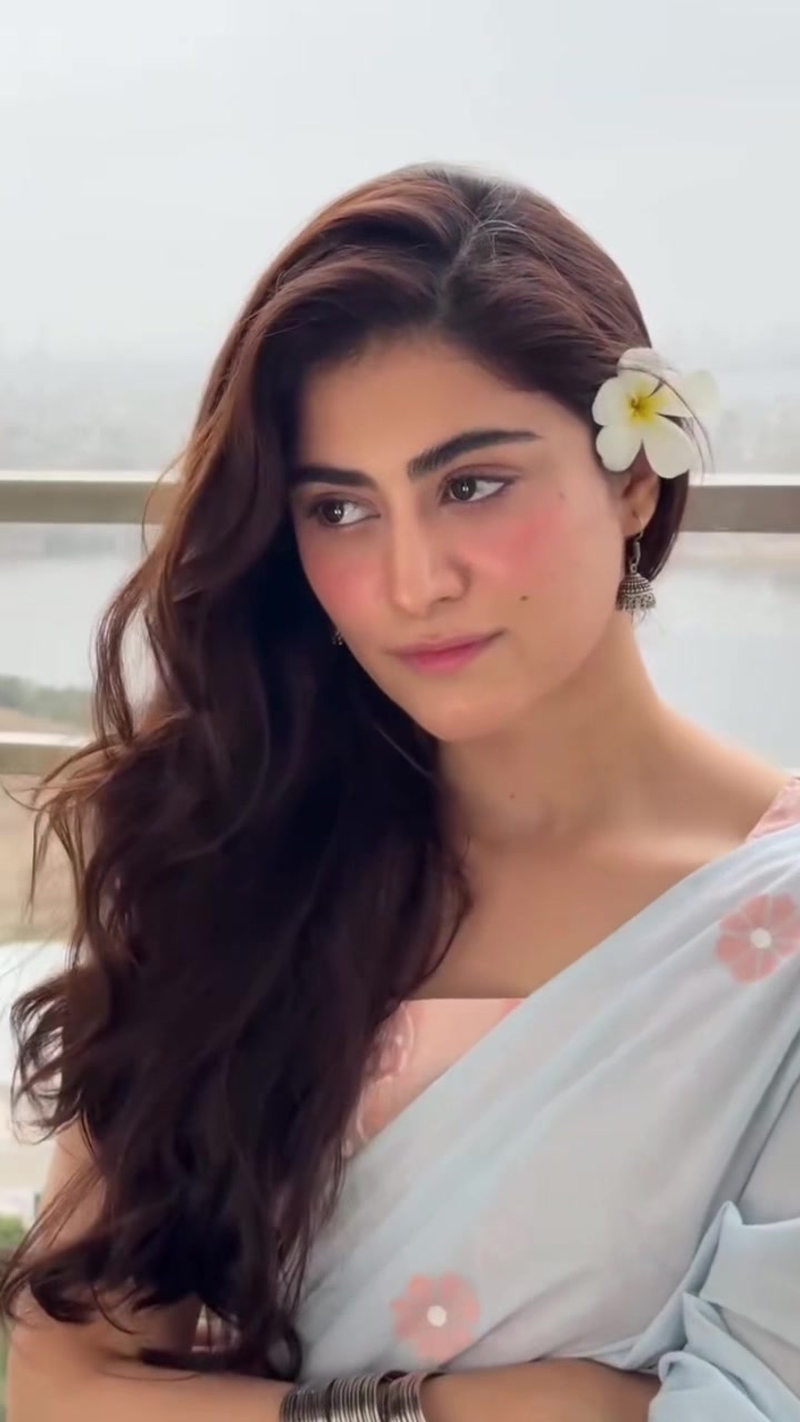 @Hina Afridi 🌸🕊️