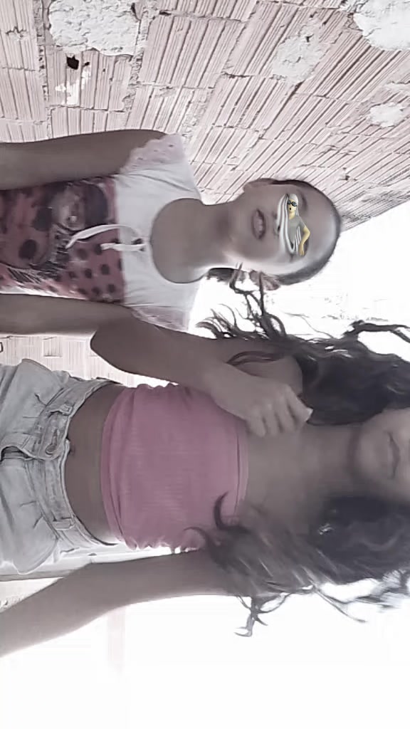 @analaura e Emily best friend😍