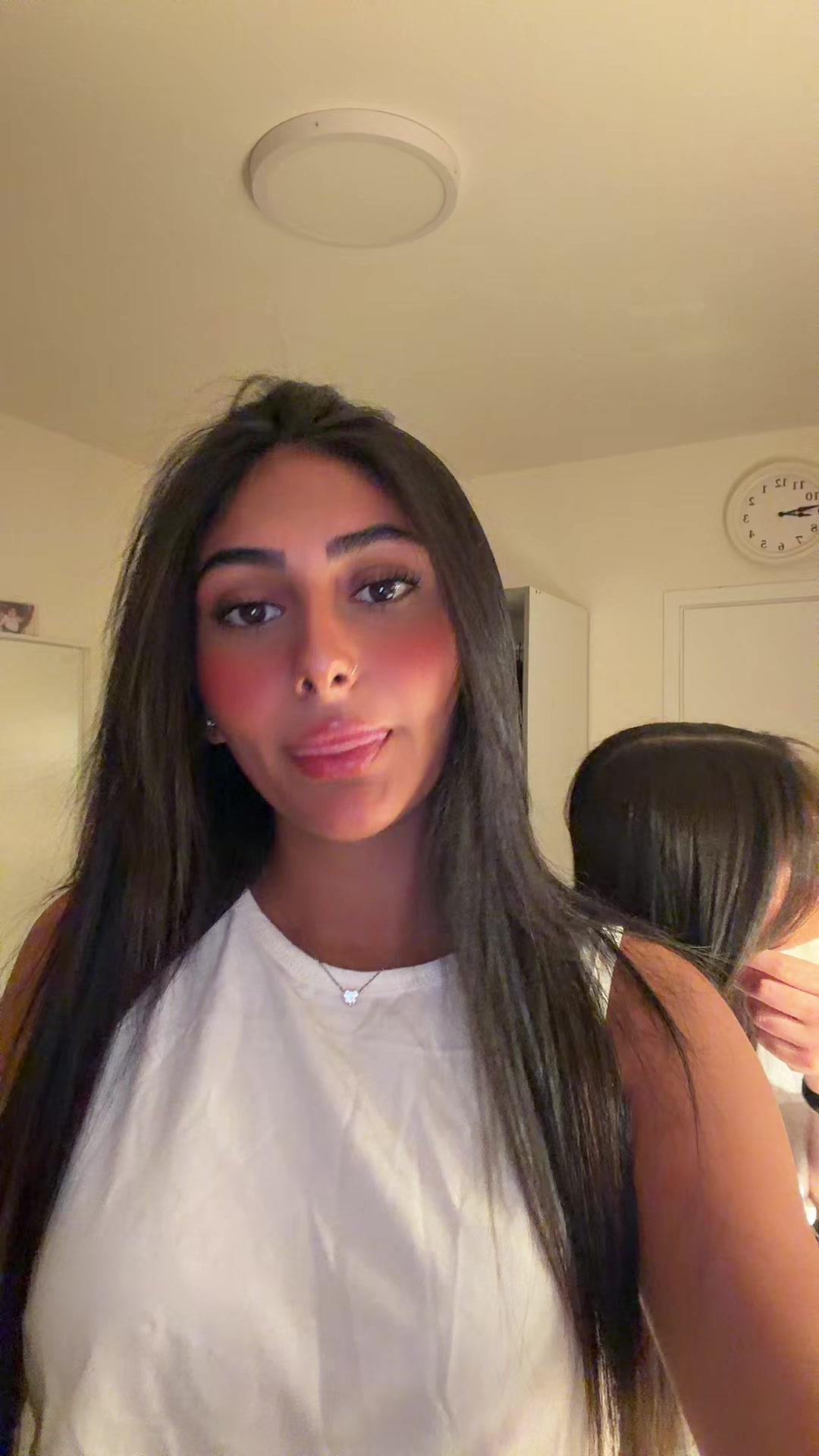 @Leahshamai