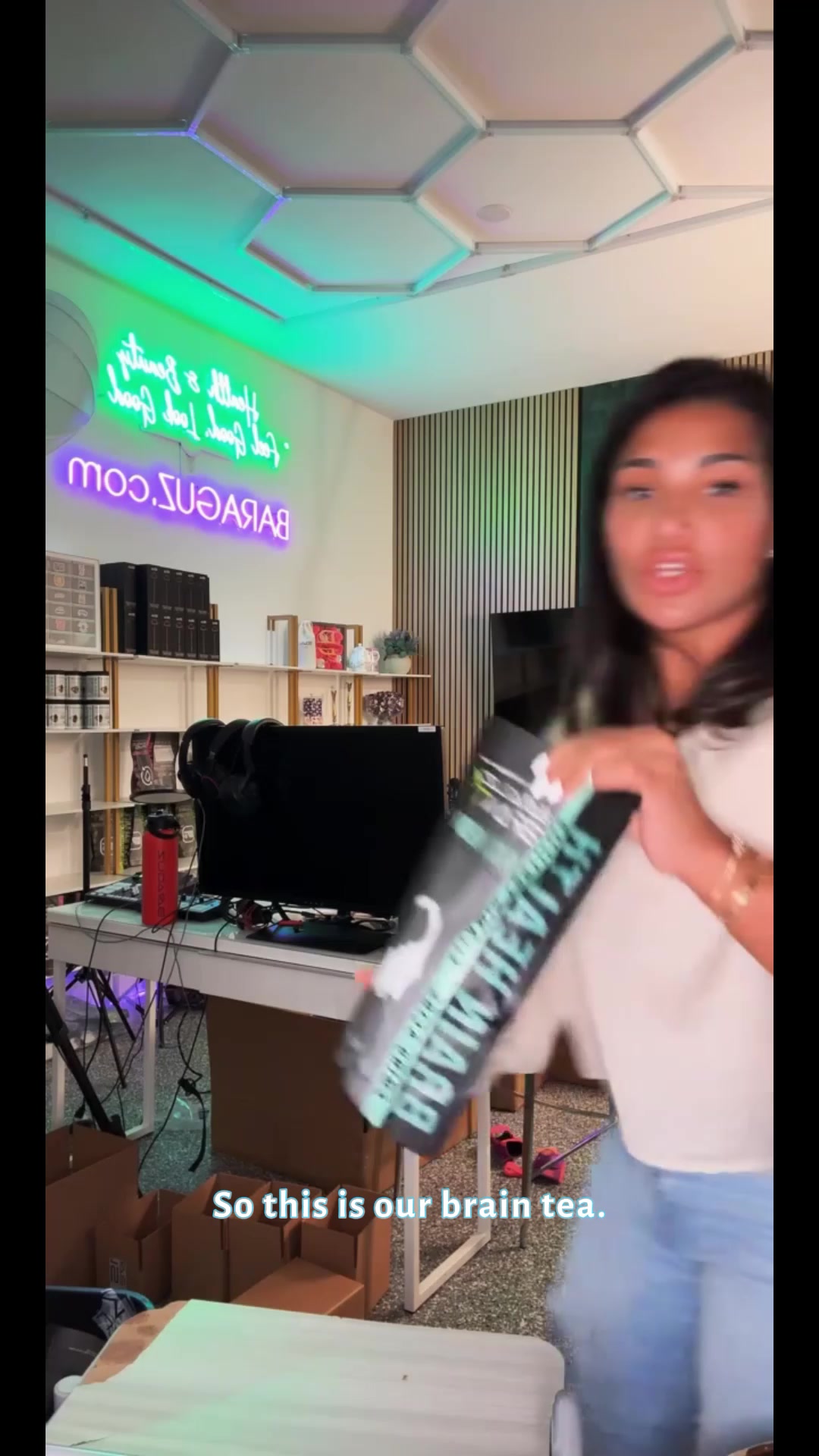 @Baraguz