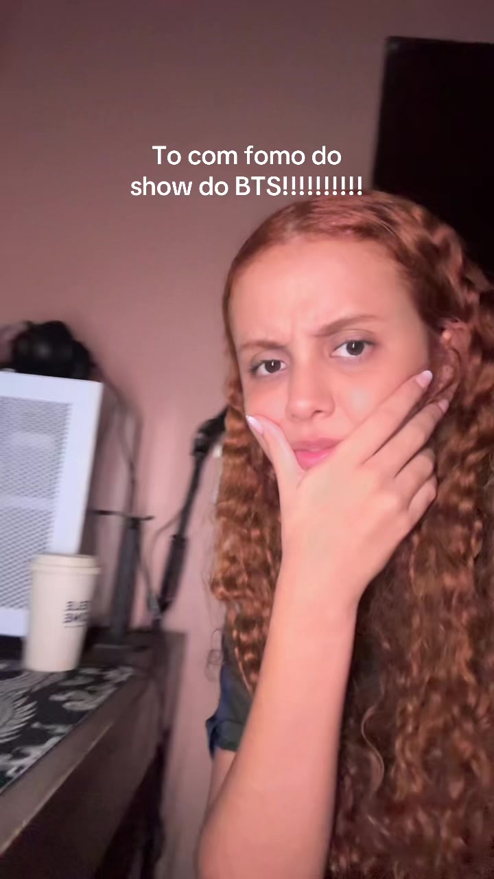 @Vit&oacute;ria Leite