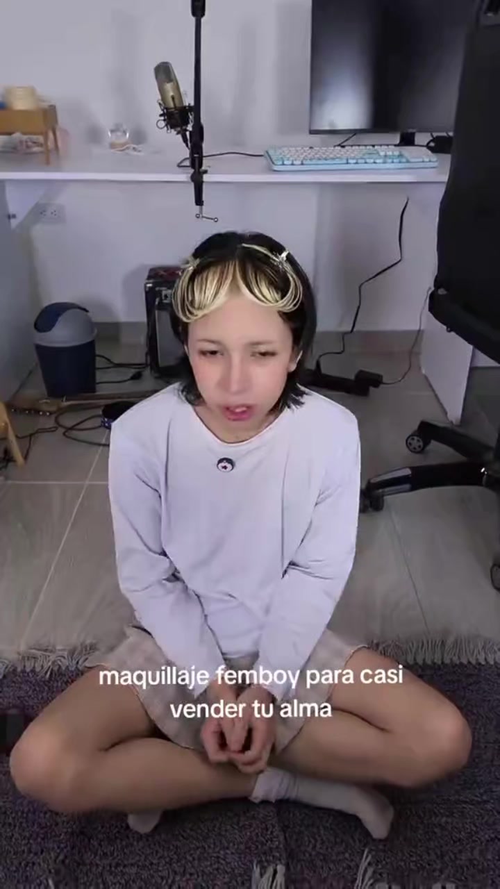 @femboys goticos🗣️🗣️🔥