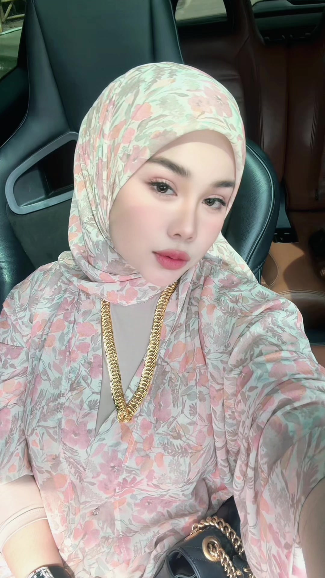 @ANIS SYAMIRA