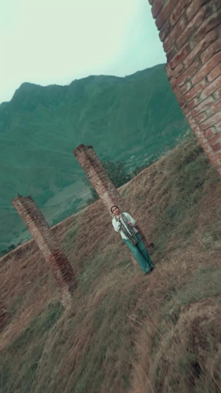 @KASHMIRI 🍁