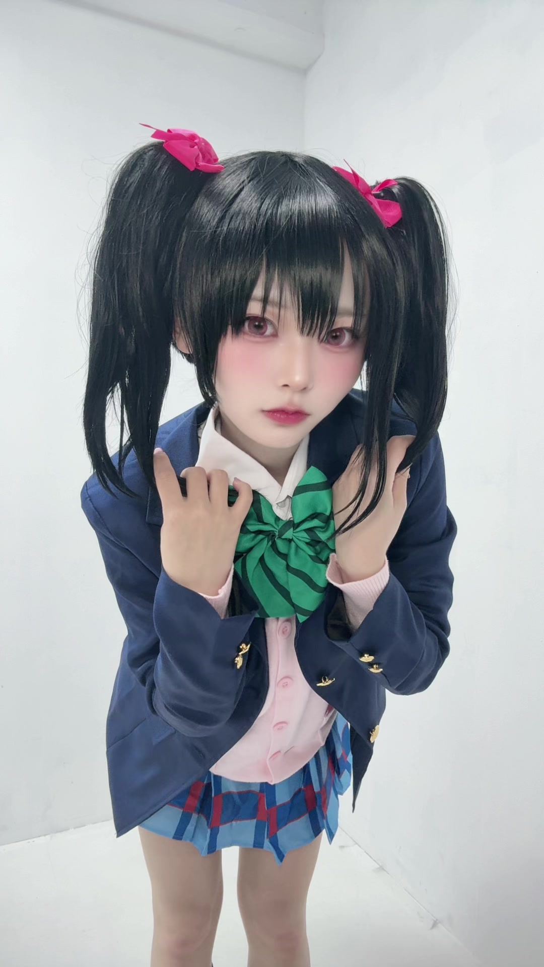 @おじぎ ねね