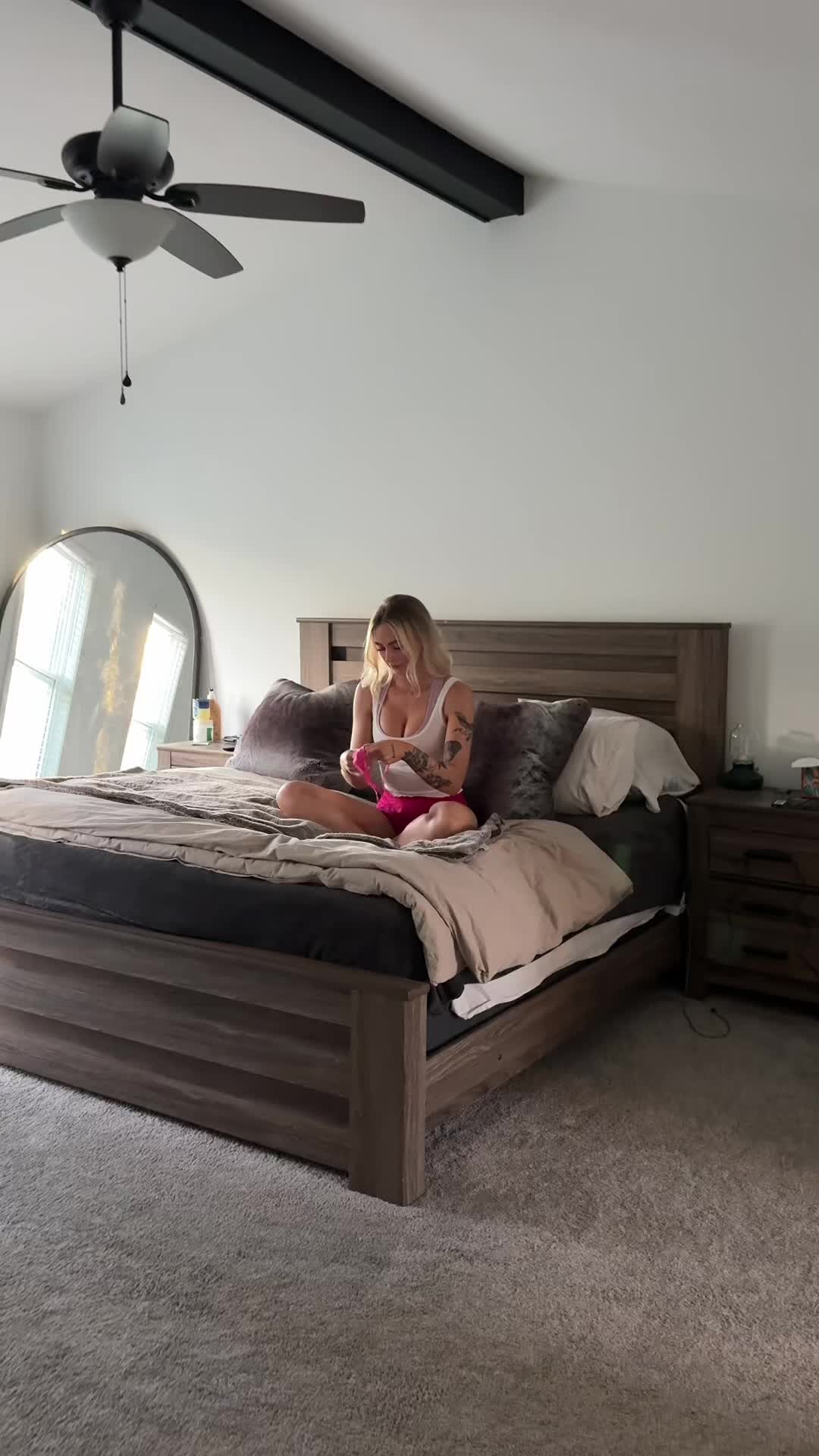 @itskellicarter
