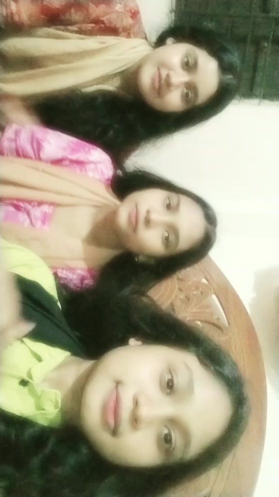 @-:>SeJuTe<:-