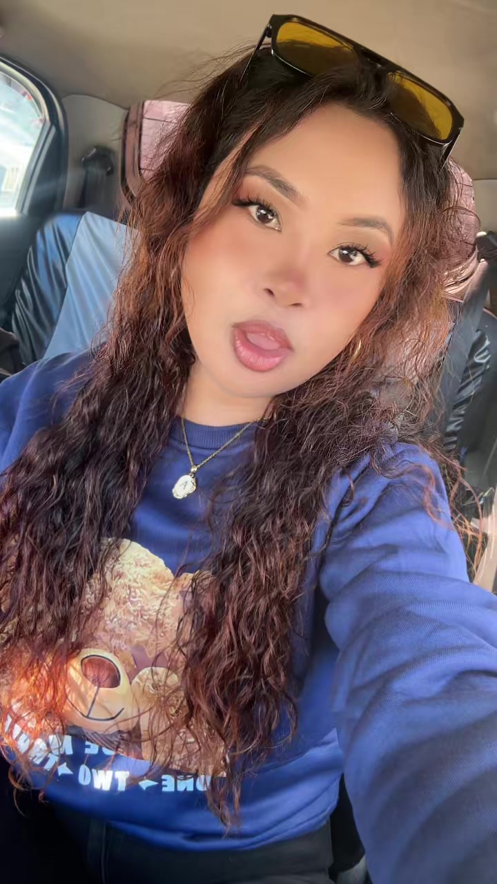 @Cassie R 🫦