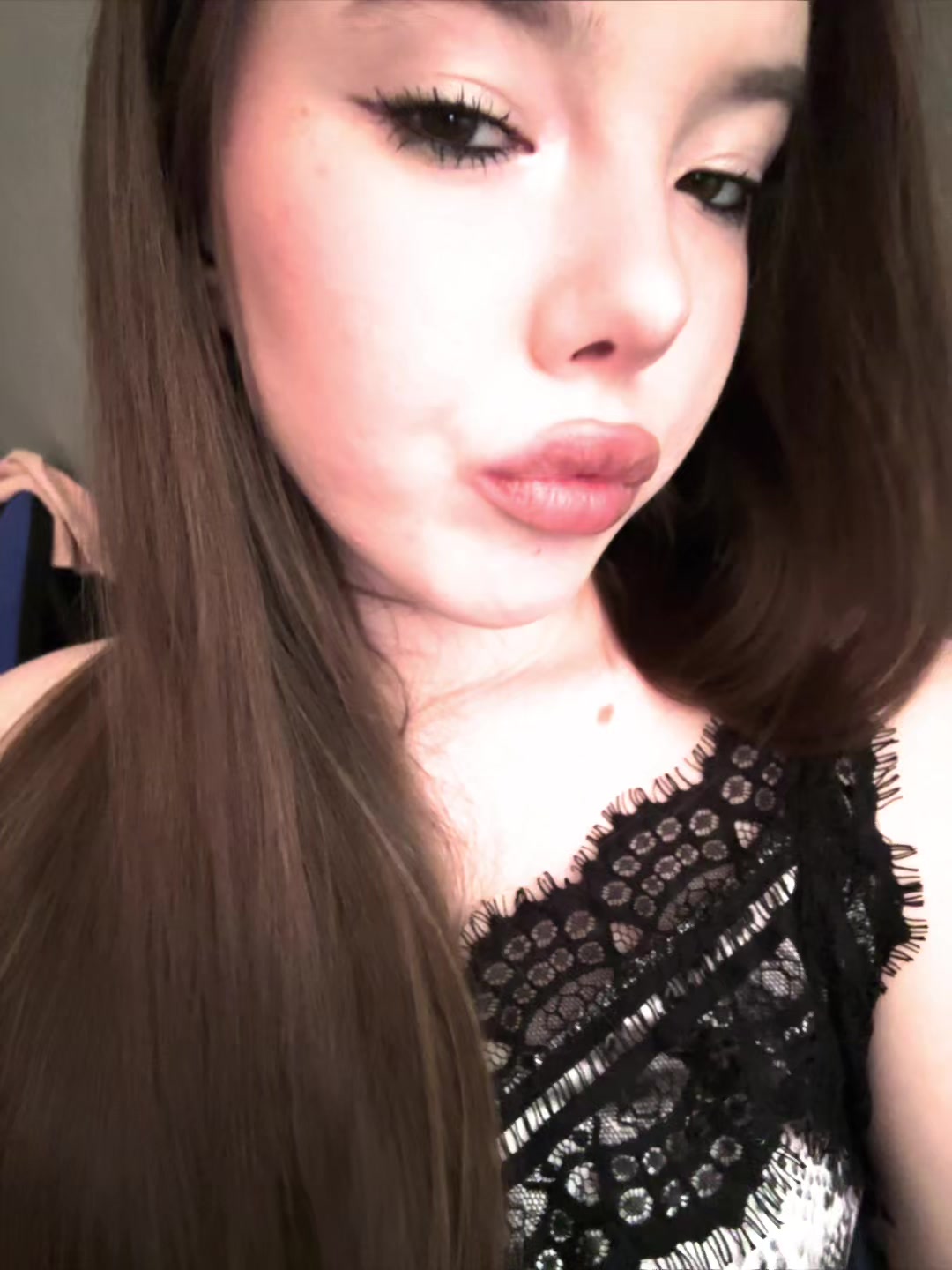 @викулечка суворова