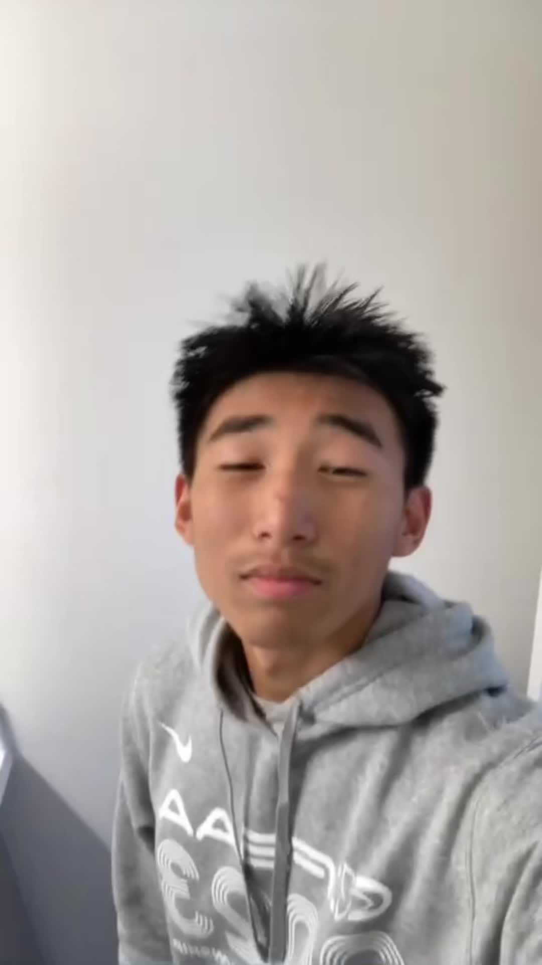 @Prem1er