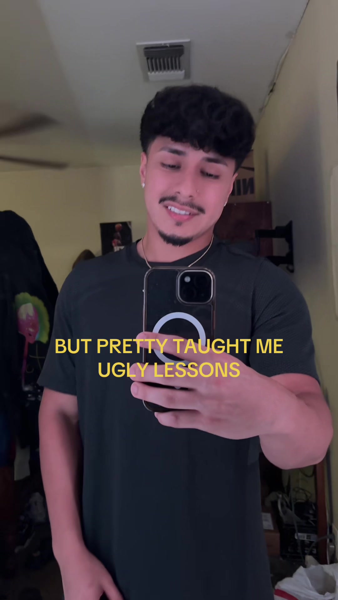 @😁