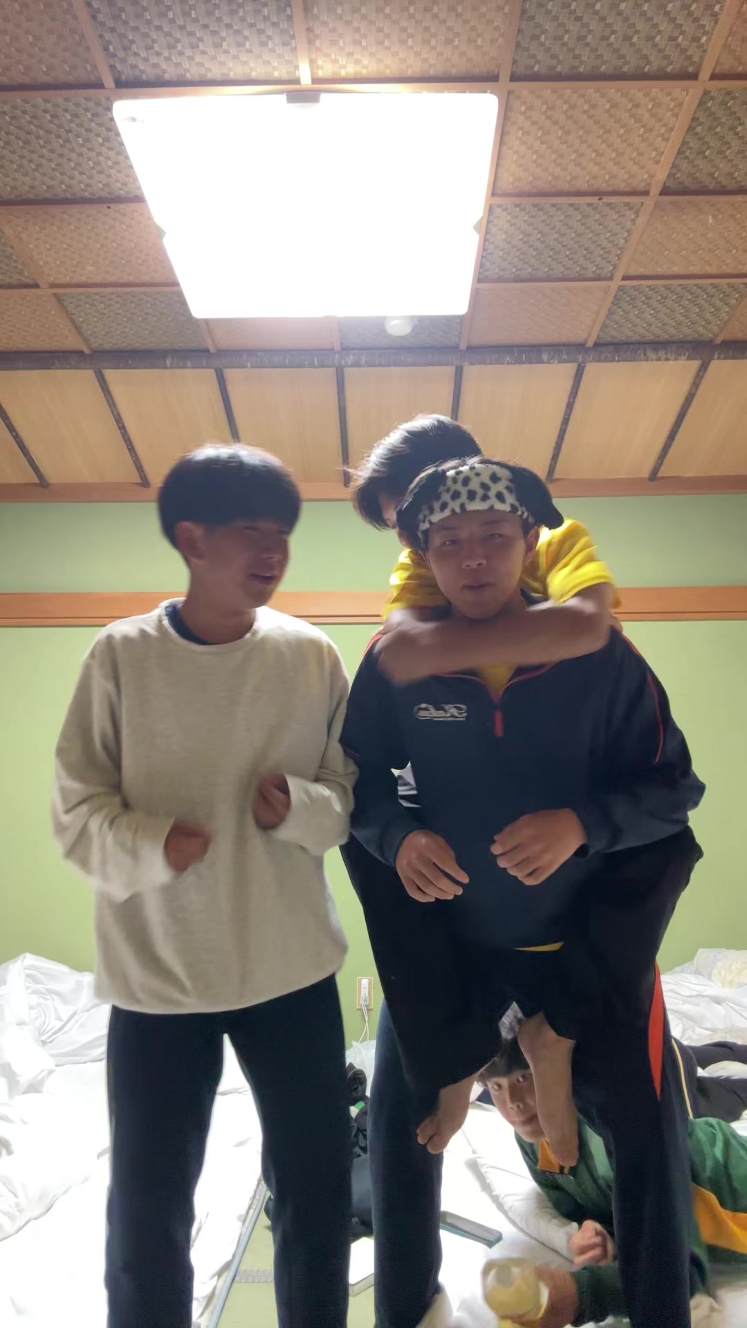 @なお