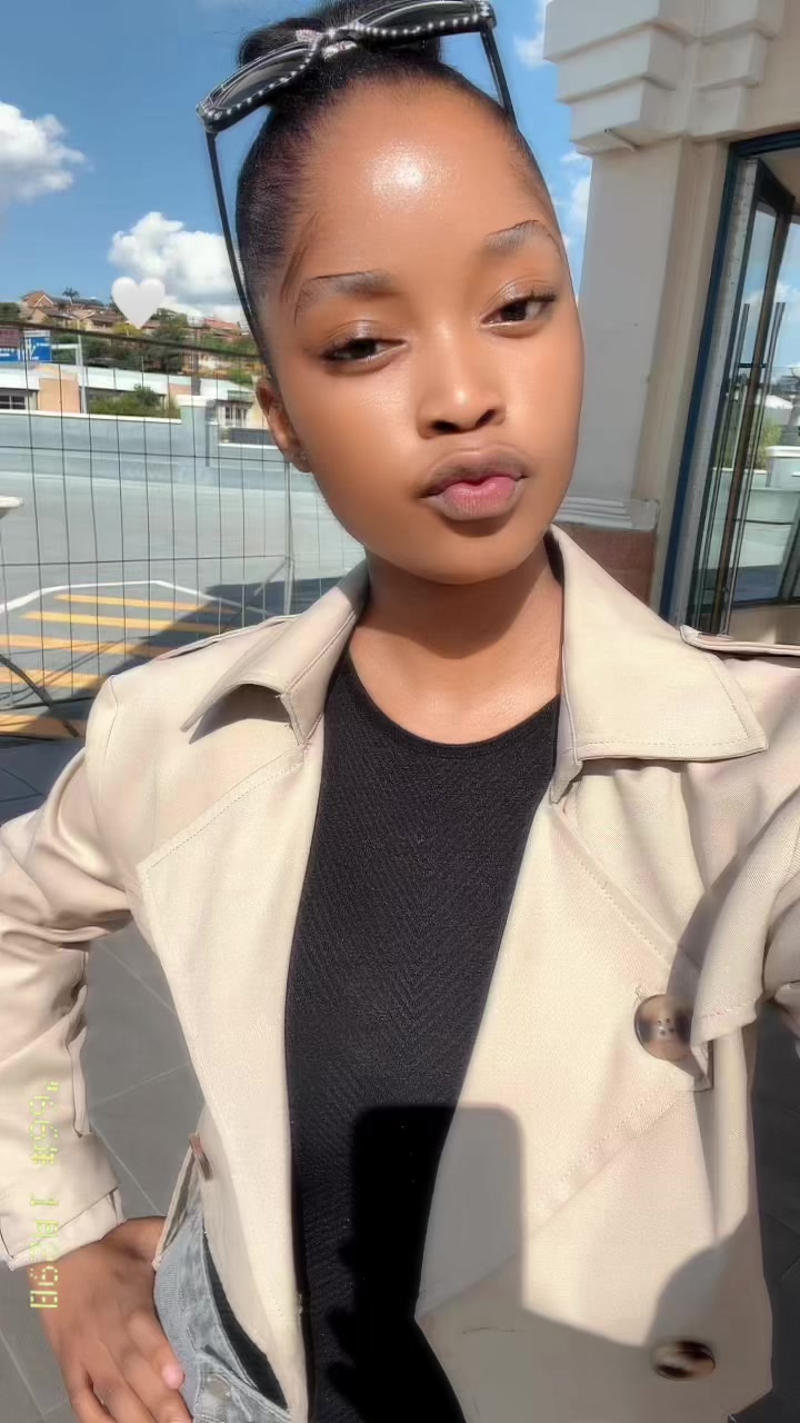 @SIHLE🌷.