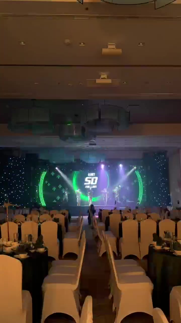 @Nh&iacute; Bấm Led Dạo 🎛️📺