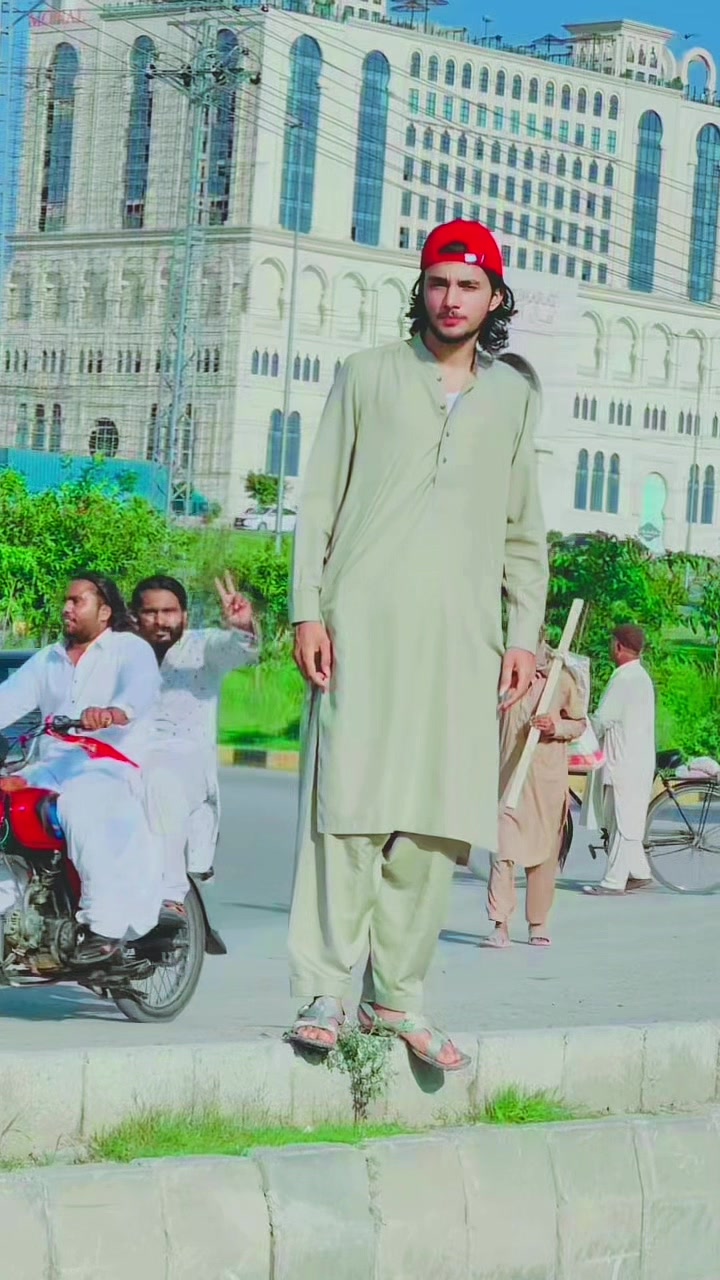 @KHURRAM_NIAZI_1313💔