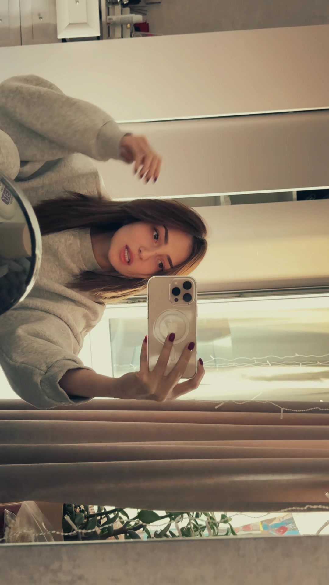 @лиза