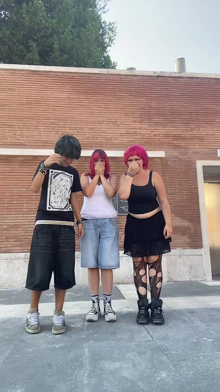 @♱ elli ♱ 🕷️