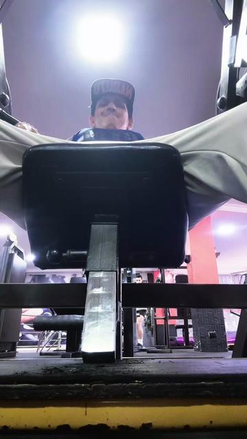 @chicodelacuadragymbro🇪🇨🇺🇸