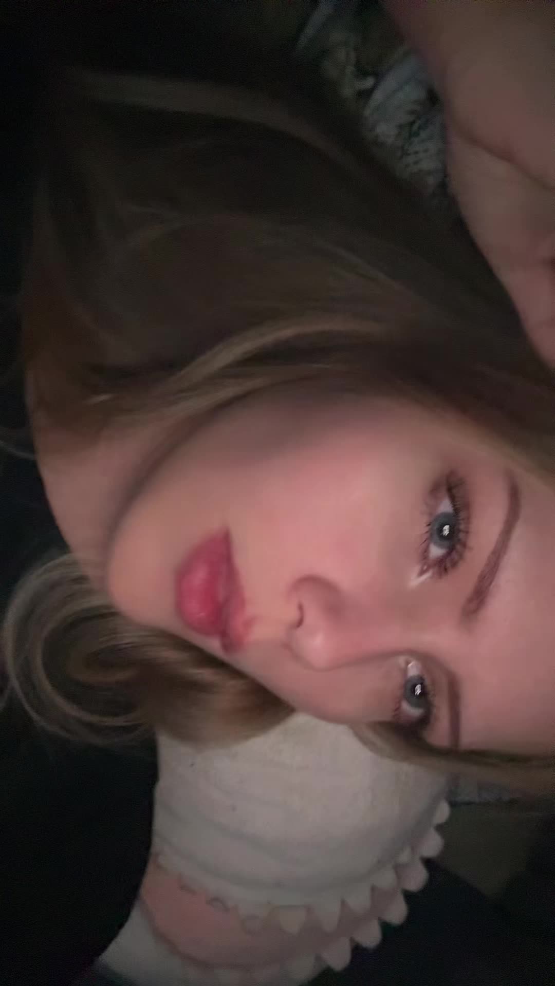 @anaais1