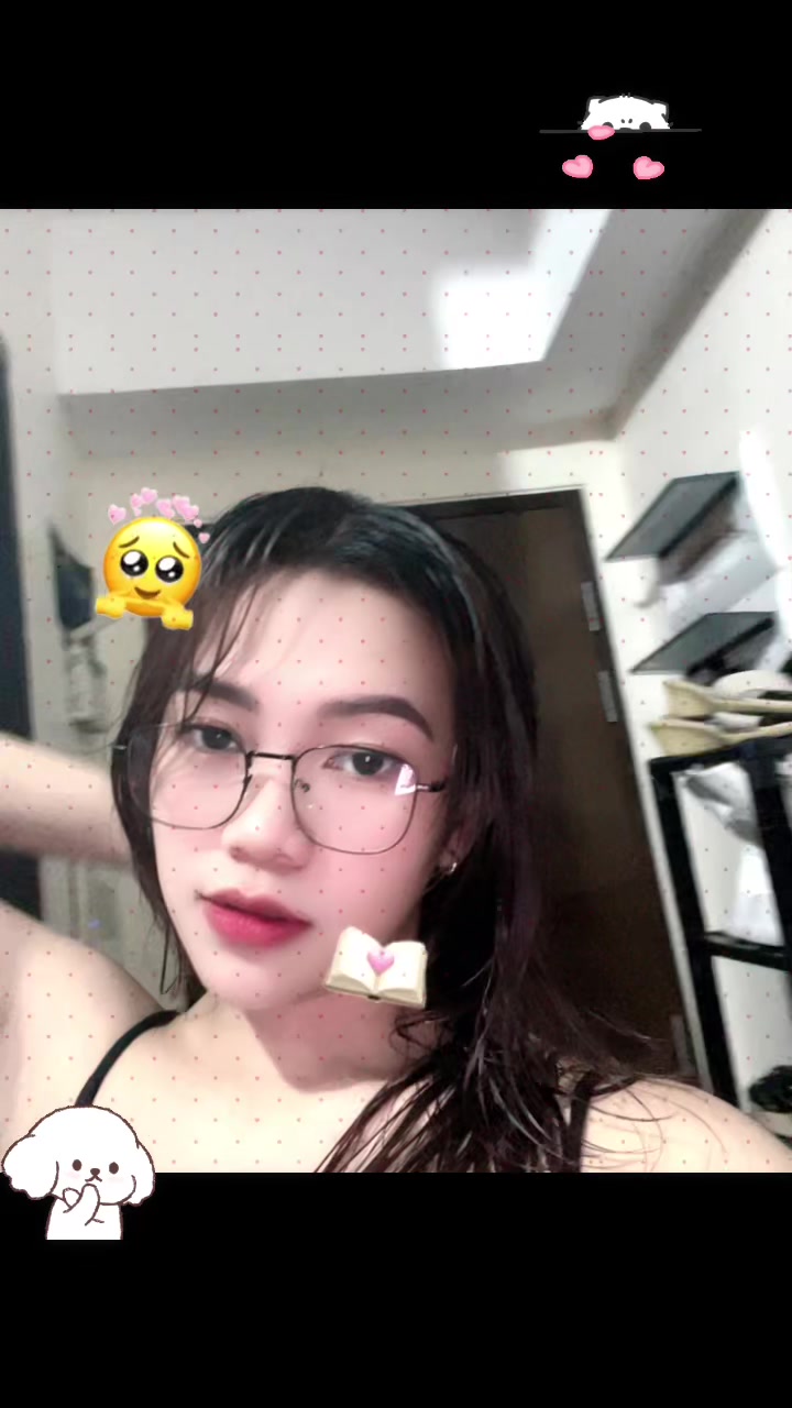 @Morenaxxx