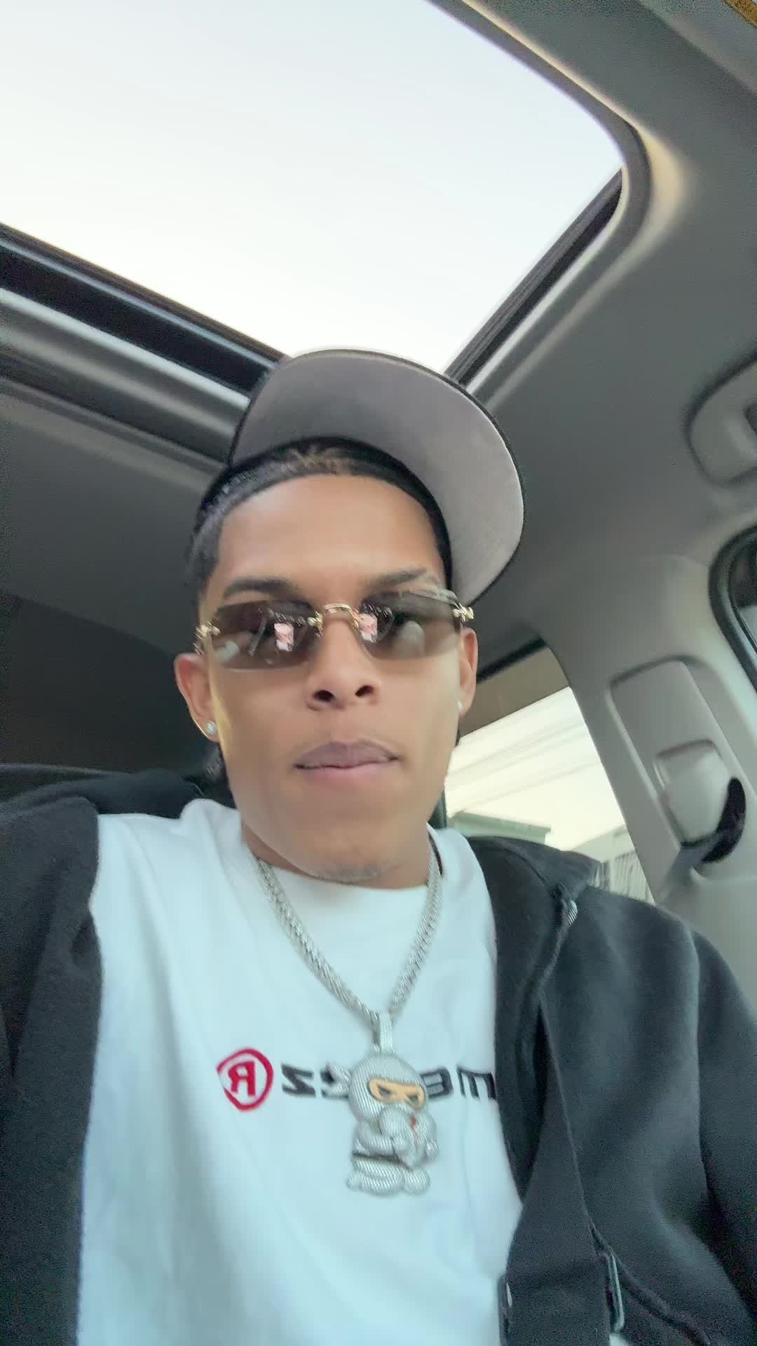 @Derek Santana