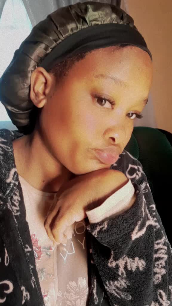 @Tshidi