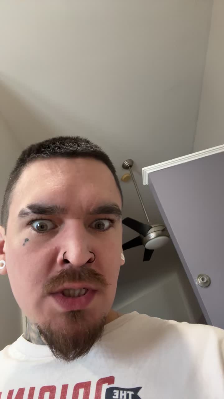 @Mister.