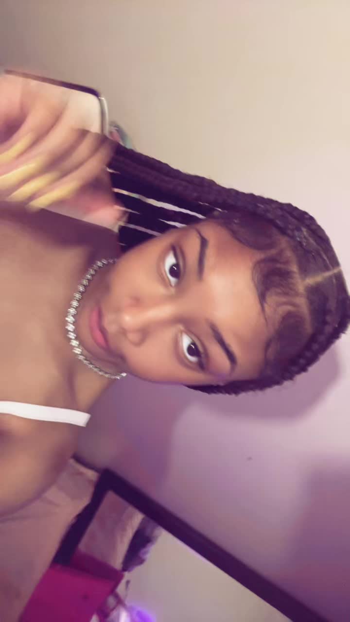 @MiaMae’