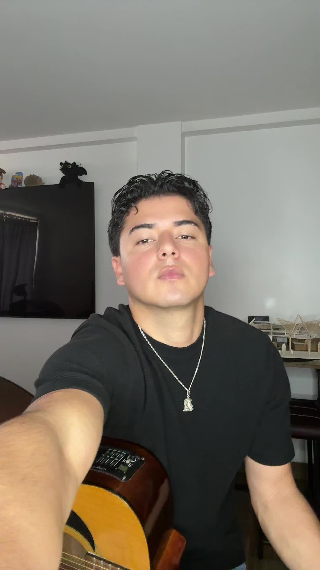 @Jackson_Razo