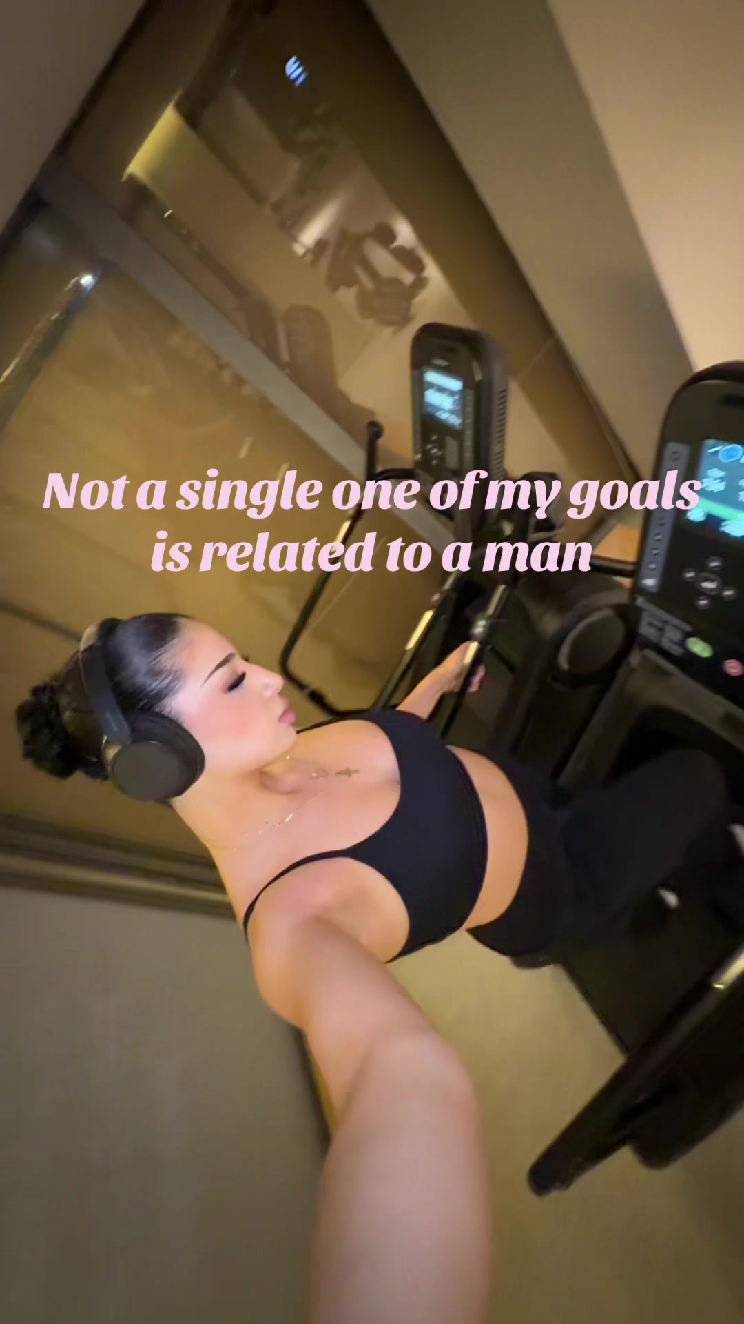 @Urfavgymbaddie