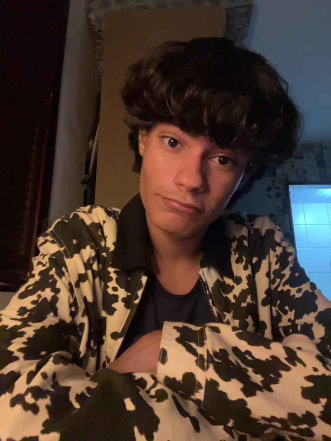 @Visallyup