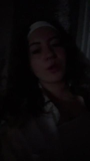 @Hellokittyyy