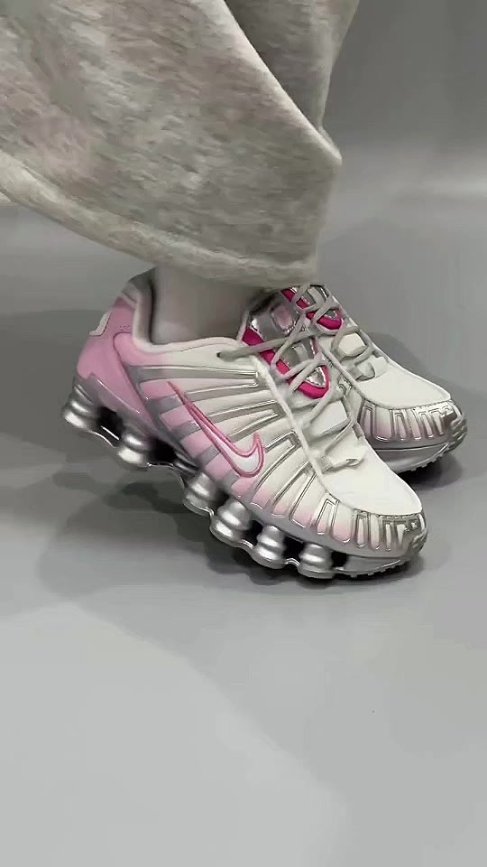 @Monarchy Sneakers