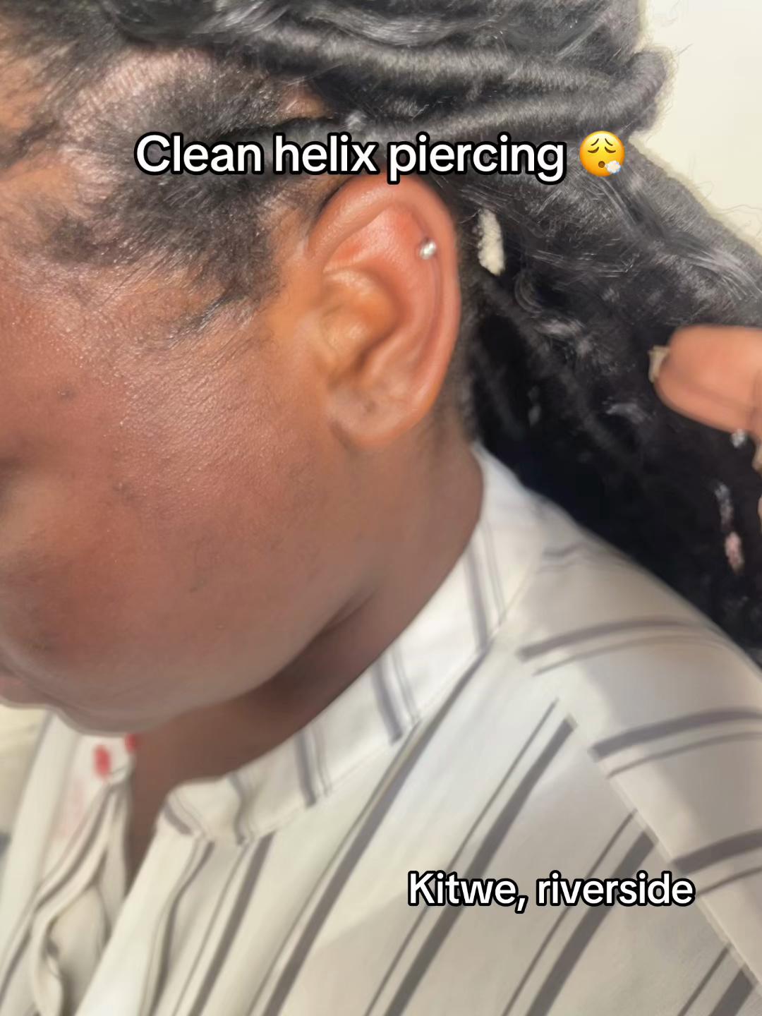 @Vee&rsquo;s piercing hub