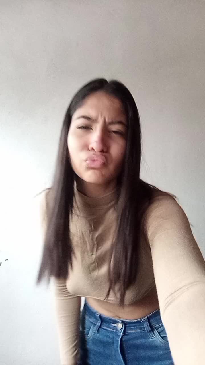 @Leychu02