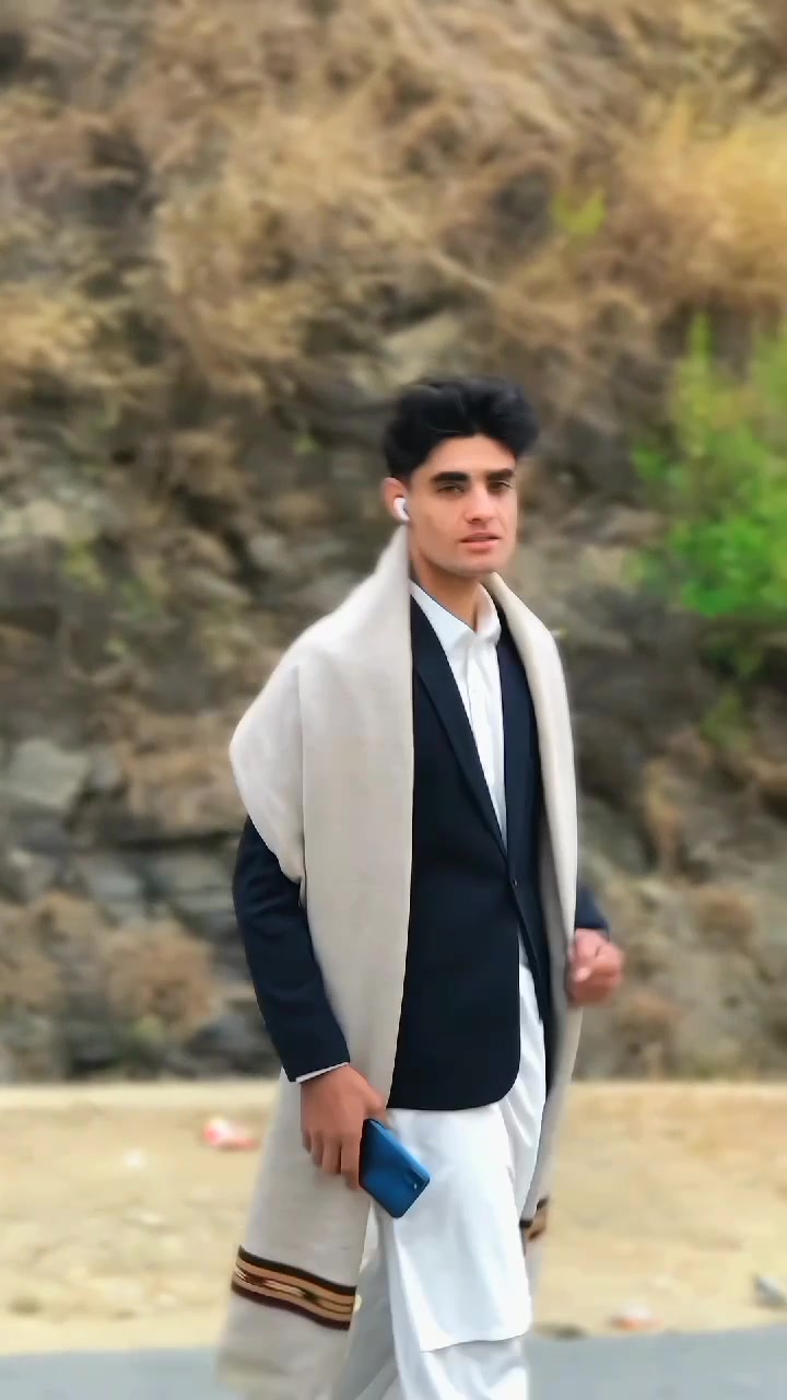 @𝗠𝗨𝗥𝗧𝗔𝗭𝗔 𝗞𝗛𝗔𝗡