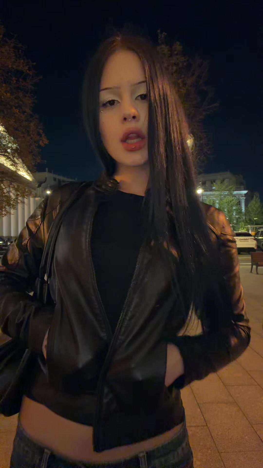@МАКУКА