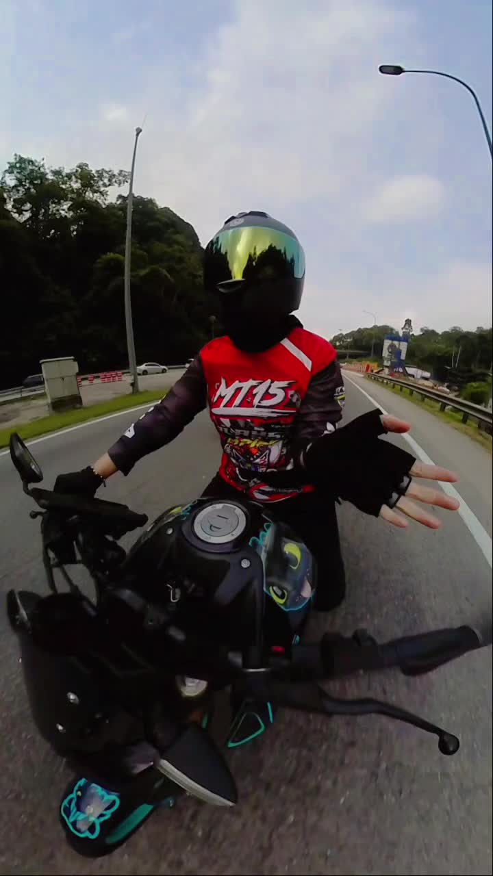 @YahKoboiii