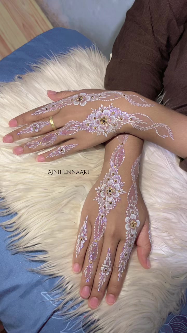 @Aini Henna