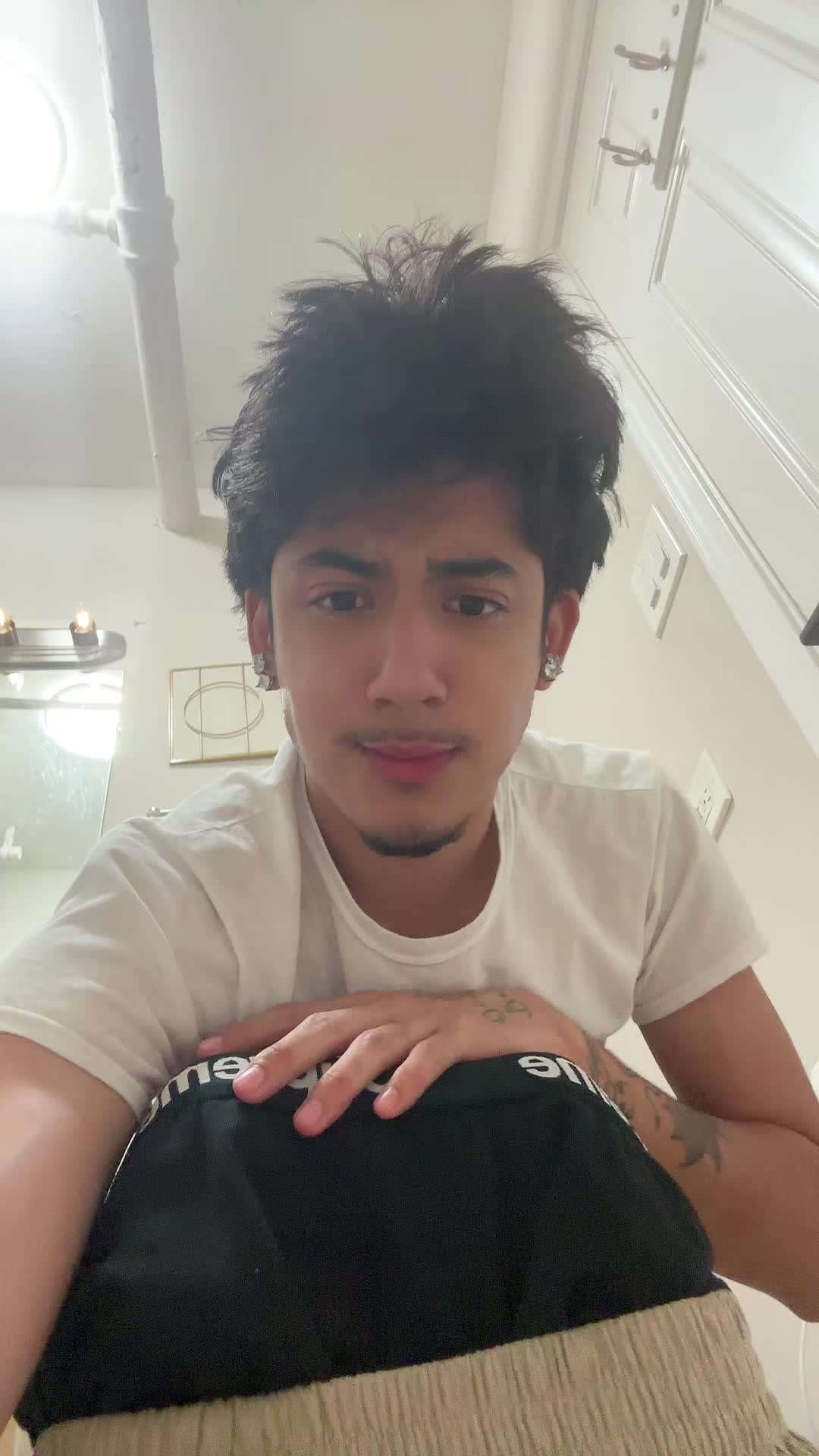 @Peearrow