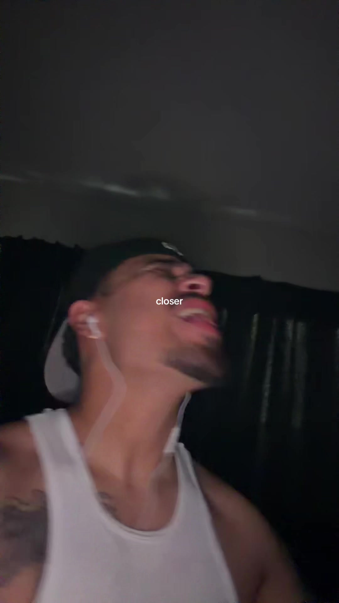 @Ces