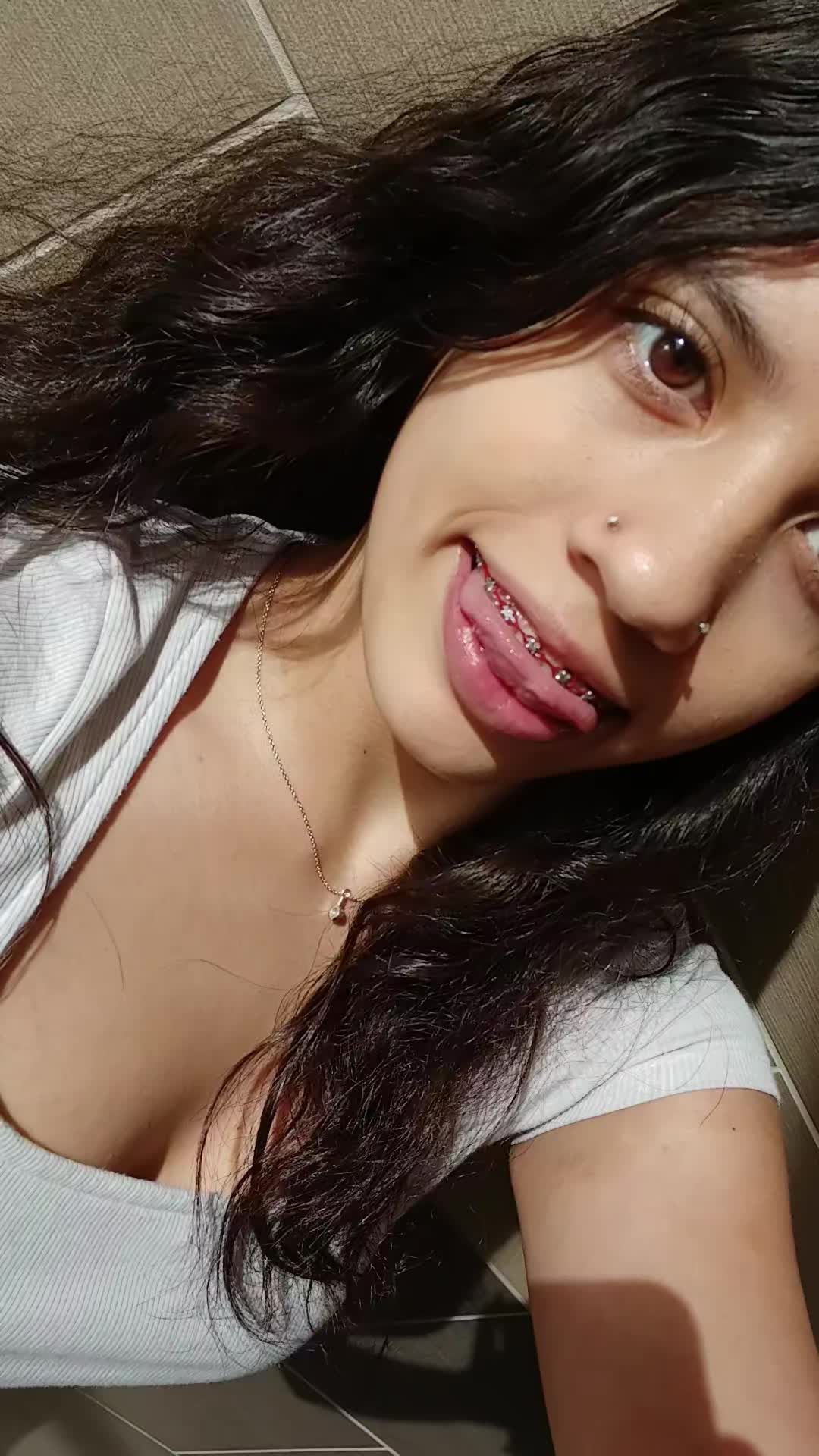 @🦄