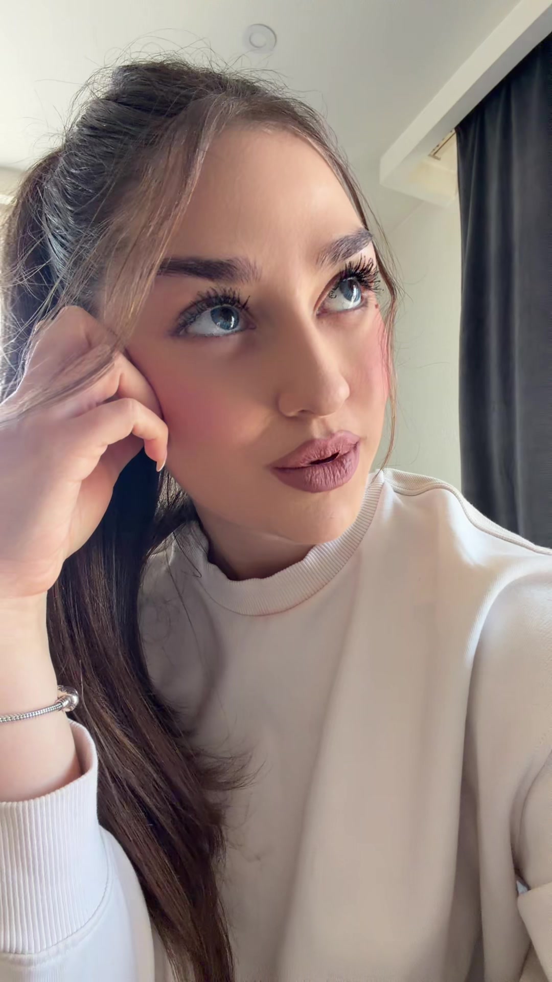 @Ai&scaron;aa