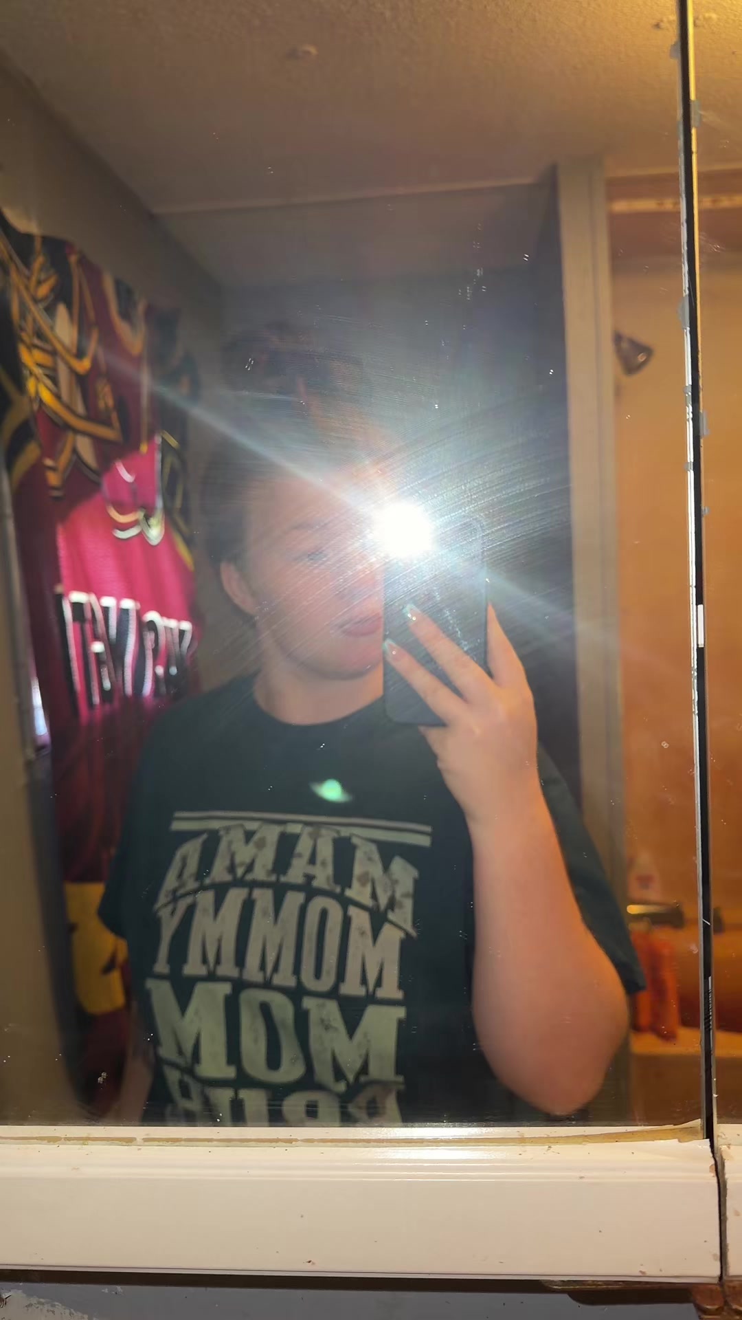 @momma23$