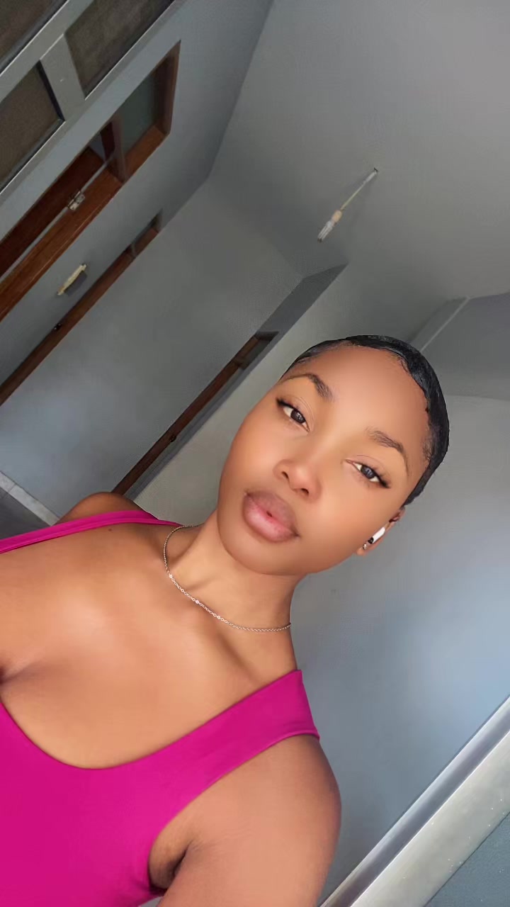 @carinagomes785